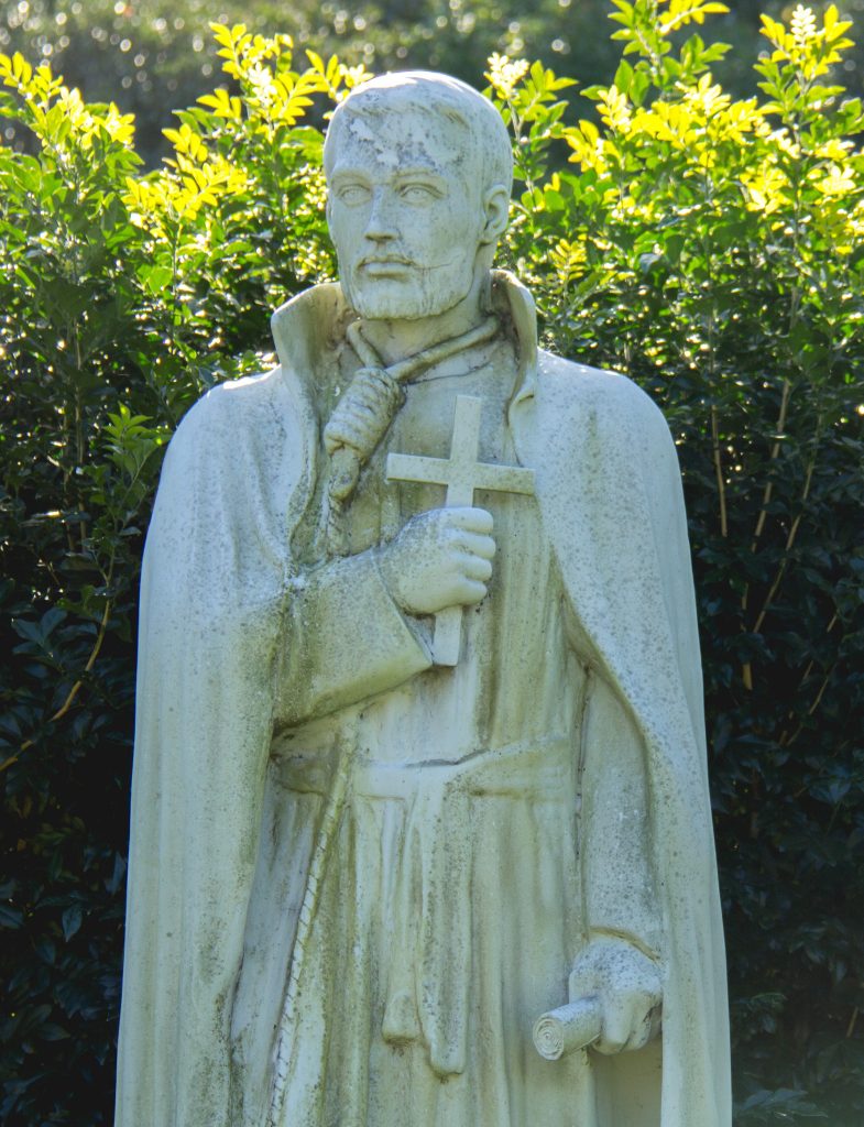 St-Edmund-Campion-Statue-portrait. Campion College Australia.
